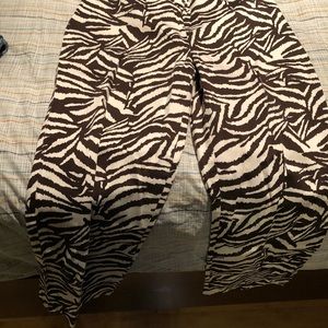 Chico’s ankle stretch pants